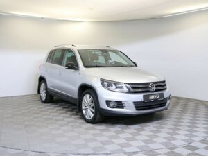 Volkswagen Tiguan 2013 2.0 AT (170 л.с.) 4WD Sochi Edition c пробегом - фото 3