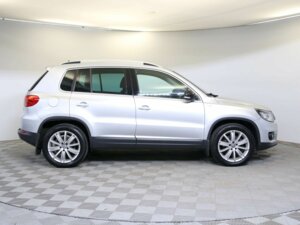 Volkswagen Tiguan 2013 2.0 AT (170 л.с.) 4WD Sochi Edition c пробегом - фото 4