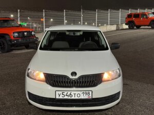 Skoda Rapid 2015 1.6 MT (90 л.с.) Active c пробегом - фото 2