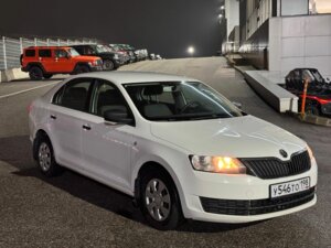 Skoda Rapid 2015 1.6 MT (90 л.с.) Active c пробегом - фото 3