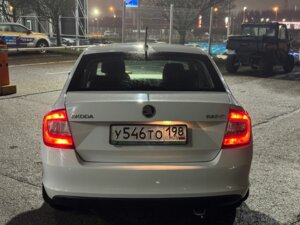 Skoda Rapid 2015 1.6 MT (90 л.с.) Active c пробегом - фото 6