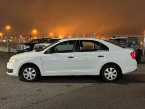 Skoda Rapid 2015 1.6 MT (90 л.с.) Active c пробегом - фото 8