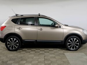 Nissan Qashqai 2009 2.0d AT (150 л.с.) 4WD  c пробегом - фото 4