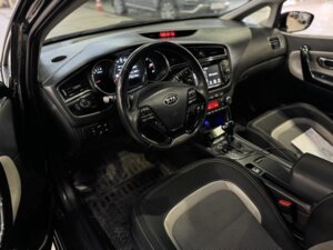 Kia Ceed 2018 1.6 AMT (135 л.с.) Premium c пробегом - фото 5