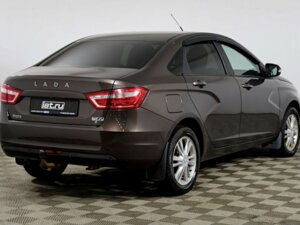 Lada (ВАЗ) Vesta 2017 1.8 MT (122 л.с.) Comfort (2017-2018) c пробегом - фото 5