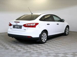 Ford Focus 2011 1.6 MT (105 л.с.) Trend c пробегом - фото 5