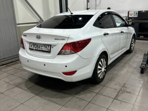 Hyundai Solaris 2013 1.6 AT (123 л.с.) Family c пробегом - фото 3