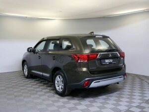 Mitsubishi Outlander 2019 2.0 CVT (146 л.с.) 4WD Invite (2018-2021) c пробегом - фото 7