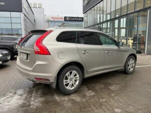 Volvo XC60 2016 2.4d AT (190 л.с.) 4WD Summum c пробегом - фото 3