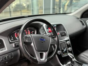 Volvo XC60 2016 2.4d AT (190 л.с.) 4WD Summum c пробегом - фото 7