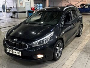 Kia Ceed 2013 1.6 MT (129 л.с.) Comfort c пробегом - фото 1