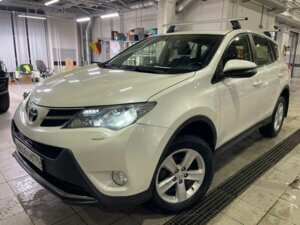 Toyota RAV4 2013 2.0 CVT (146 л.с.) 4WD Комфорт Плюс c пробегом - фото 1