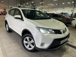 Toyota RAV4 2013 2.0 CVT (146 л.с.) 4WD Комфорт Плюс c пробегом - фото 2
