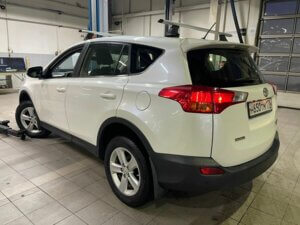 Toyota RAV4 2013 2.0 CVT (146 л.с.) 4WD Комфорт Плюс c пробегом - фото 4