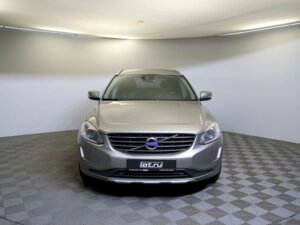 Volvo XC60 2016 2.4d AT (190 л.с.) 4WD Summum c пробегом - фото 2