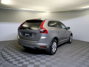 Volvo XC60 2016 2.4d AT (190 л.с.) 4WD Summum c пробегом - фото 5