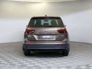 Volkswagen Tiguan 2017 2.0 AMT (180 л.с.) 4WD Comfortline c пробегом - фото 6