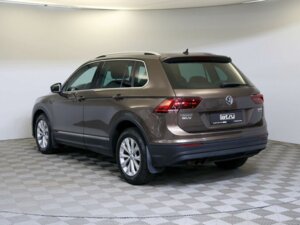 Volkswagen Tiguan 2017 2.0 AMT (180 л.с.) 4WD Comfortline c пробегом - фото 7