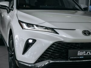 Новый Toyota Venza 2024 2.0 CVT (171 л.с.) 4WD Extreme Edition  - фото 3