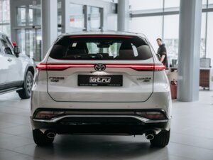 Новый Toyota Venza 2024 2.0 CVT (171 л.с.) 4WD Extreme Edition  - фото 6