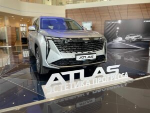 Новый Geely Atlas 2025 2.0 AT (200 л.с.) 4WD Luxury  - фото 2