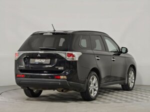 Mitsubishi Outlander 2012 2.4 CVT (167 л.с.) 4WD Ultimate c пробегом - фото 5