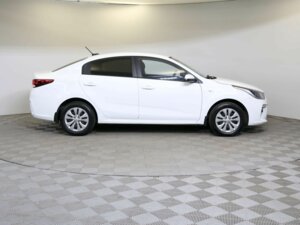 Kia Rio 2019 1.6 AT (123 л.с.) Luxe c пробегом - фото 4