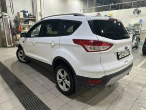 Ford Kuga 2013 1.6 AT (150 л.с.) 4WD Trend Plus c пробегом - фото 3