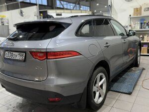 Jaguar F-Pace 2020 2.0d AT (180 л.с.) 4WD Prestige c пробегом - фото 2