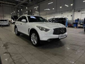 Infiniti FX 2011 FX37 3.7 AT (333 л.с.) 4WD Premium + NAVI c пробегом - фото 2