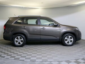 Kia Sorento 2013 2.4 AT (175 л.с.) 4WD Luxe c пробегом - фото 4