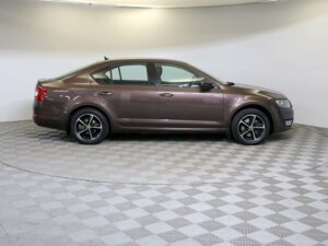 Skoda Octavia 2016 1.8 AMT (180 л.с.) Style c пробегом - фото 4