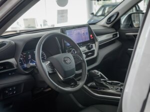Новый Toyota 2024 2.0 AT (248 л.с.) 4WD Premium  - фото 7