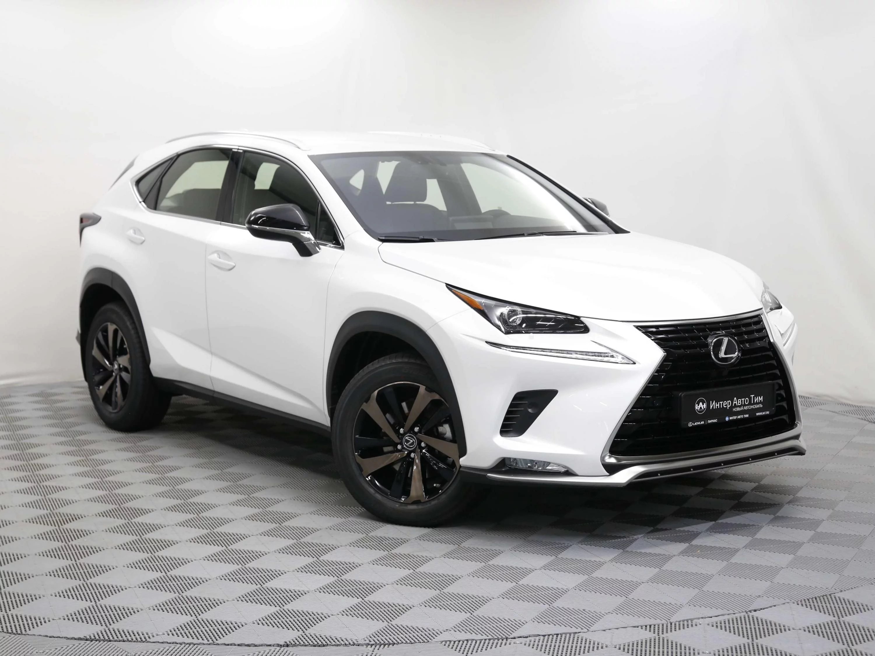 Lexus NX 200 2.0 CVT (150 л.с.) 4WD, I поколение Рестайлинг, Белый  (продано) – заказ №111264