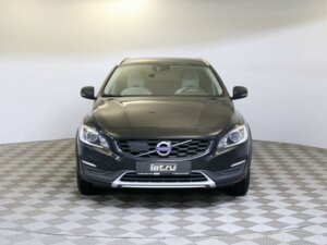 Volvo V60 Cross Country 2018 2.0 AT (245 л.с.) 4WD Summum c пробегом - фото 2