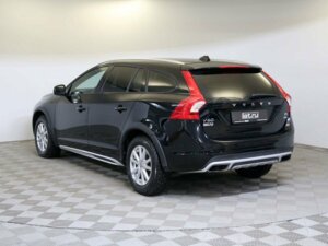 Volvo V60 Cross Country 2018 2.0 AT (245 л.с.) 4WD Summum c пробегом - фото 7