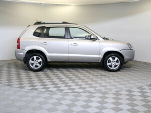 Hyundai Tucson 2006 2.0 AT (140 л.с.) 4WD 2.0 AT 4WD GLS c пробегом - фото 4