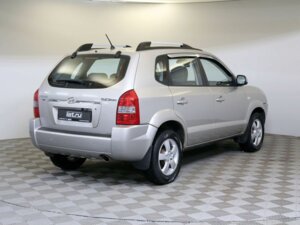 Hyundai Tucson 2006 2.0 AT (140 л.с.) 4WD 2.0 AT 4WD GLS c пробегом - фото 5