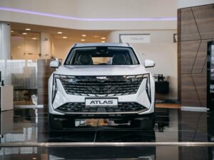 Новый Geely Atlas 2025 2.0 AT (200 л.с.) 4WD Flagship  - фото 2