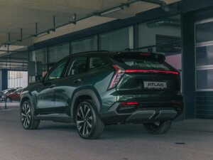 Новый Geely Atlas 2025 2.0 AT (200 л.с.) 4WD Flagship  - фото 4