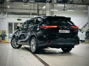 Toyota Highlander 2022 3.5 AT (249 л.с.) 4WD Люкс Safety (2020-2021) c пробегом - фото 3