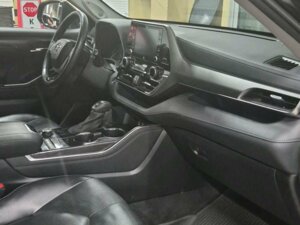 Toyota Highlander 2022 3.5 AT (249 л.с.) 4WD Люкс Safety (2020-2021) c пробегом - фото 4