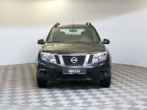 Nissan Terrano 2016 1.6 MT (114 л.с.) Comfort c пробегом - фото 2