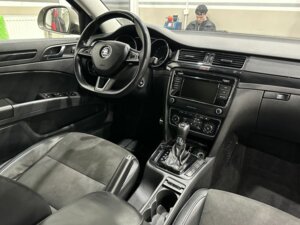 Skoda Superb 2014 2.0d AMT (140 л.с.) Elegance Plus c пробегом - фото 3