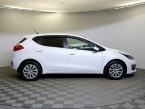 Kia Ceed 2016 1.6 MT (130 л.с.) Comfort c пробегом - фото 4