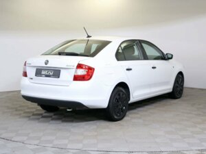 Skoda Rapid 2017 1.6 MT (110 л.с.) Active c пробегом - фото 3