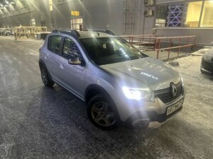 Renault Sandero 2020 Stepway 1.6 AT (102 л.с.) Stepway Life c пробегом - фото 3