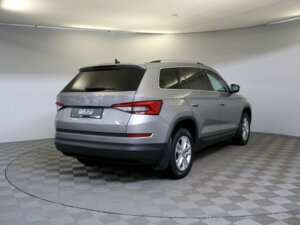 Skoda Kodiaq 2019 1.4 AMT (150 л.с.) 4WD Hockey Edition c пробегом - фото 5