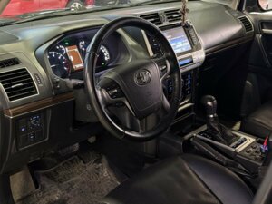 Toyota Land Cruiser Prado 2019 4.0 AT (249 л.с.) 4WD Престиж c пробегом - фото 3