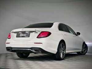 Mercedes-Benz E-Класс 2020 200 2.0 AT (197 л.с.) 4WD E 200 4MATIC Sport c пробегом - фото 3